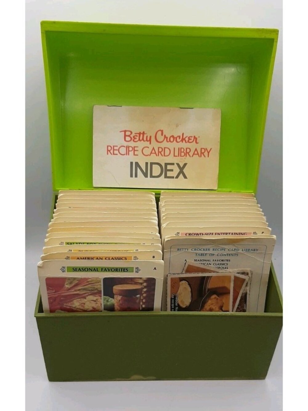 Vintage The Betty Crocker Recipe Card Library Avocado Green Box 2 Toned 1971